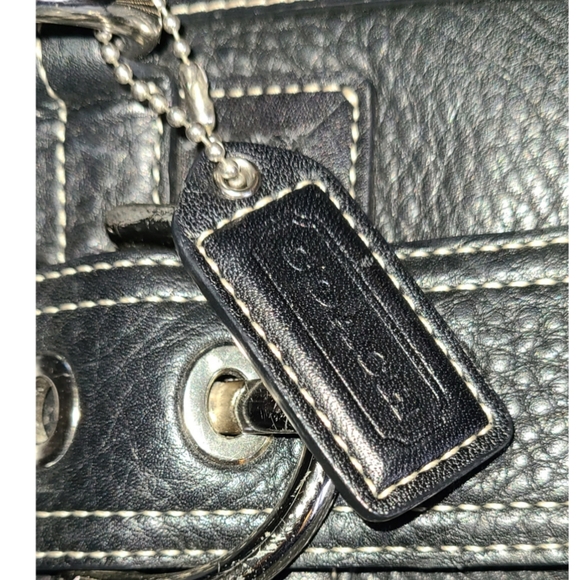 COACH HAMPTON BLACK PEBBLE GRAIN LEATHER TOTE BAG - Picture 3 of 12